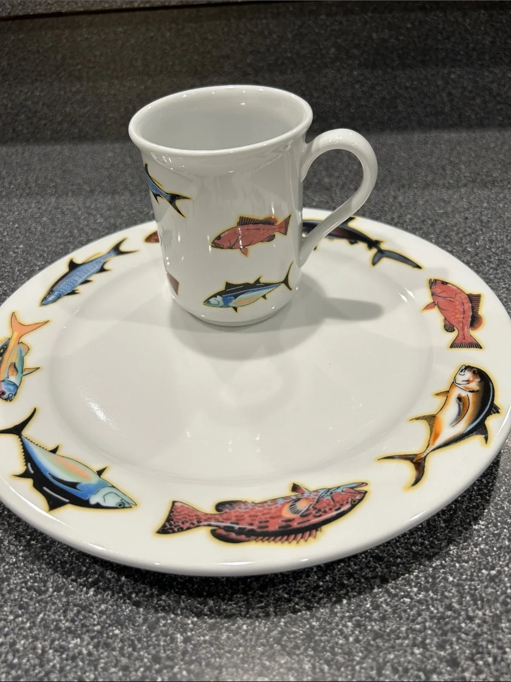 White Fish-Pattern Ceramic Plate and Cup Set - by Corona